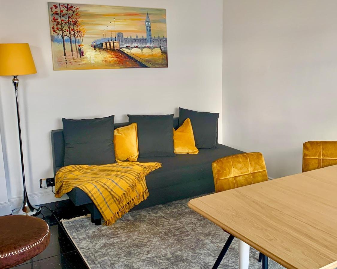 Beautiful Quality Apartment In Camden Town ロンドン エクステリア 写真